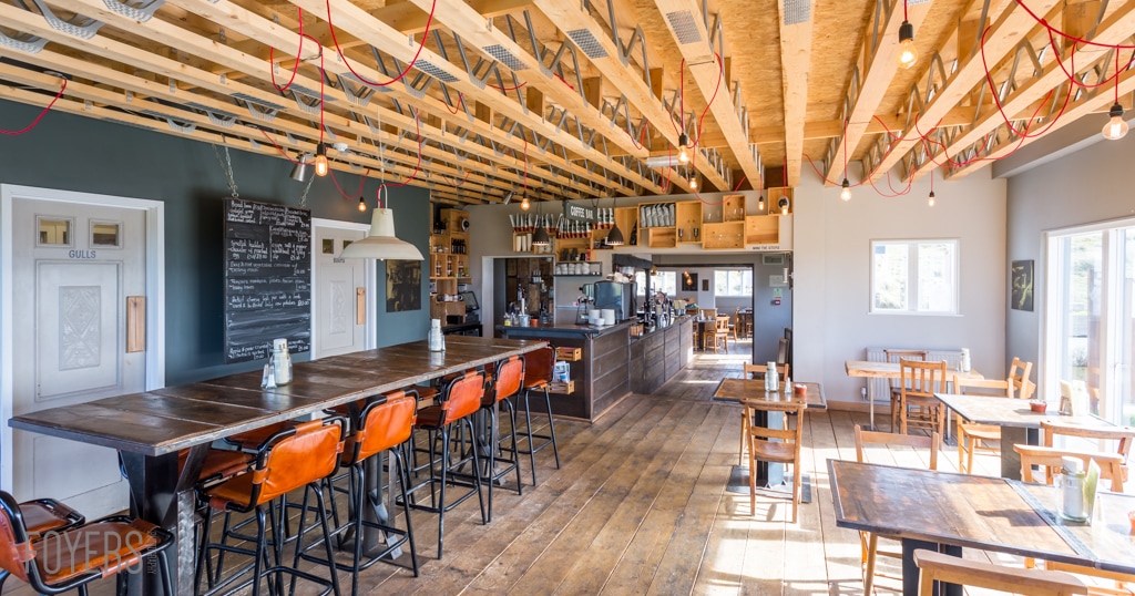 The Sail Loft Southwold, a relaxed cafébarrestaurant Foyers.Photography